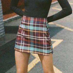Urban‎ Outfitters • Plaid Notch Pelmet Mini Skirt